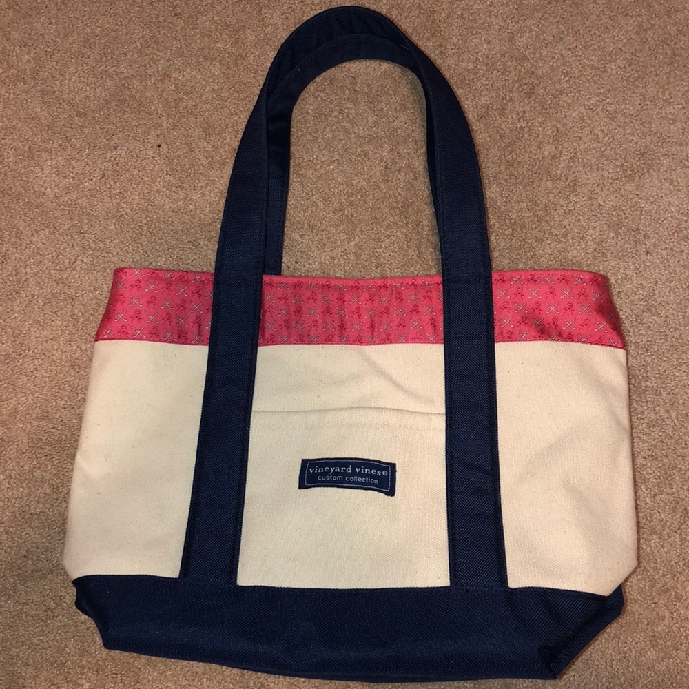 Small Vineyard Vines Bag